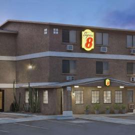 Super 8 by Wyndham Lake Havasu City, hotel u gradu Lejk Havasu Siti