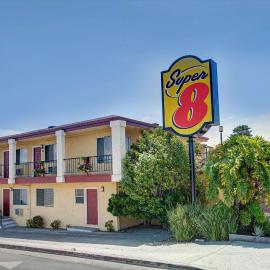 Super 8 by Wyndham Santa Cruz Beach, hotel en Santa Cruz