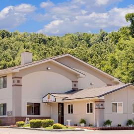 Super 8 by Wyndham Elkins, hotel v destinácii Elkins