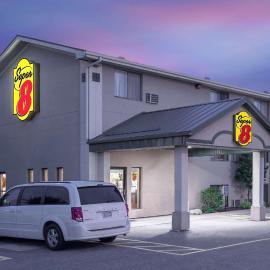 Super 8 by Wyndham Willmar, hotel en Willmar