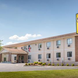 Super 8 by Wyndham Danville, hotel in Danville