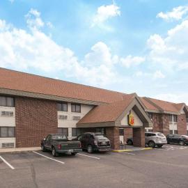 Super 8 by Wyndham St. Cloud, hotel v destinaci Saint Cloud