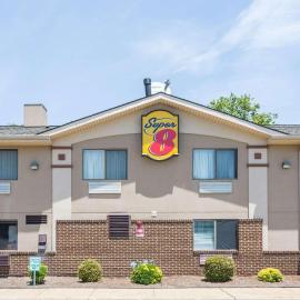 Super 8 by Wyndham Hampton, hotel em Hampton