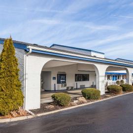 Days Inn by Wyndham Kent - Akron, viešbutis mieste Kentas