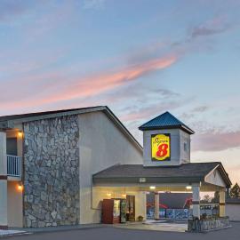 Super 8 by Wyndham Shelby, hotel in Shelby