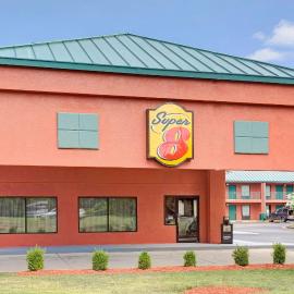 Super 8 by Wyndham Gainesville, khách sạn ở Gainesville