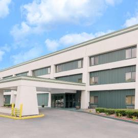 Baymont by Wyndham La Crosse/Onalaska: Onalaska şehrinde bir otel