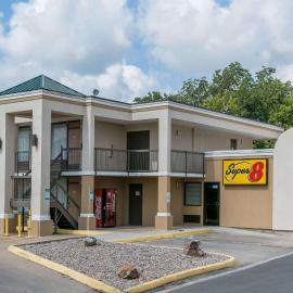 Super 8 by Wyndham Duncan OK, hotel di Duncan