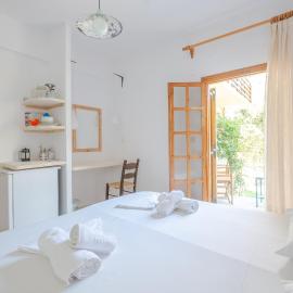 Irtakina, hotel em Sougia