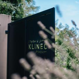 Klinec Plešivo Art Rooms, hotel Dobrovóban