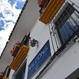 Les Balcons Hostel، فندق في بوبايان