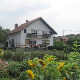 Tušilović에 위치한 호텔 Sobe Zimmer Rooms Nika