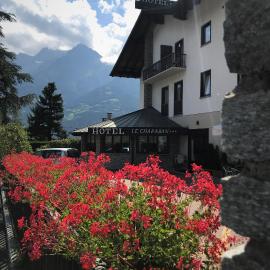 Hotel & Restaurant Le Charaban, hotel u gradu 'Aosta'