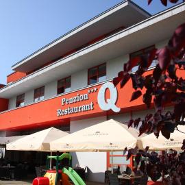 Penzión***Q, Hotel in Zvolen