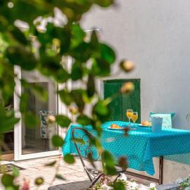 Vintage house al pozzo, hotel in Hvar