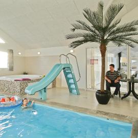 Luksus-poolhus L21, hotel a Harboør