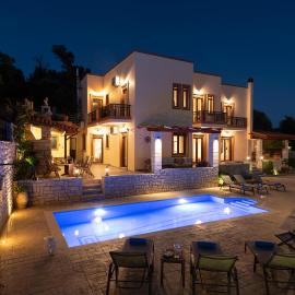 Ageri Traditional Villa