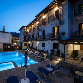 Viesnīca Hotel Nostos pilsētā Nidri