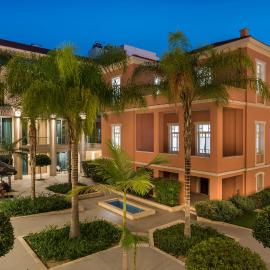 Trianon Luxury Apartments & Suites, khách sạn ở Chania Town