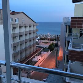 Hotel Marine, hotel di Ayvalik