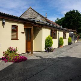 The Barton Annexe, hotel in Somerton