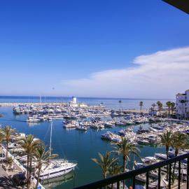 Duquesa Seaview marina, hotel em Manilva