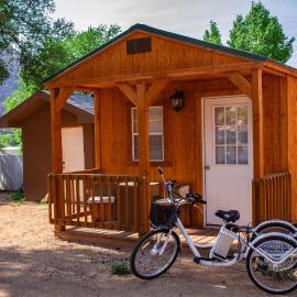 Zion’s Cozy Cabin's, מלון בHildale