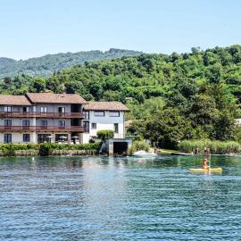 Cascina Tumas Orta Lake โรงแรมในเปตเตนาสโก