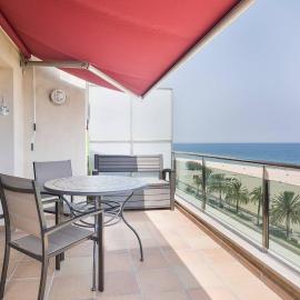 Pis Ocata, hotel in El Masnou