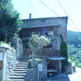L échappée belle, hotel Laviolle városában