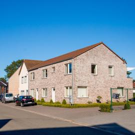 Casa Roman - nieuwe vakantiewoning - Deluxe 4p - Relax 4p - Comfort 4p -- ---Cosy 2p – hotel w mieście Zonhoven