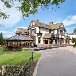 Leonardo Boutique Huntingtower Perth، فندق في بيرث