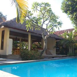 Star East Bungalows, Hotel in Amed