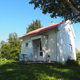 Lofoten Hillside Lodge, hotel u gradu 'Alstad'