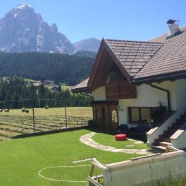 Chalet Romy - AP Sasplat, hotell i Pramauron