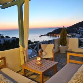 Kini Bay, ξενοδοχείο στο Κίνι