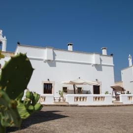 Masseria San Martino โรงแรมในฟาซาโน