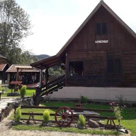 Viesnīca Apartment Sarganska Osmica pilsētā Mokra Gora