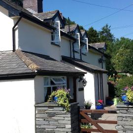 Canol y Llan, hotel in Machynlleth