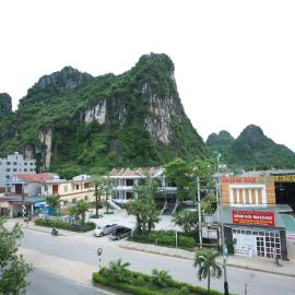Sky Hotel Phong Nha