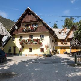 Farmhouse pri Miklavu