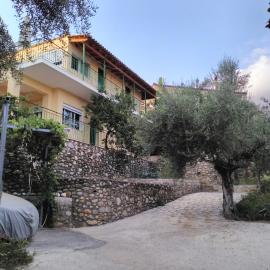 Klidonas Apartments, hotel a Akrogiali