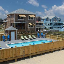 Whalebone Ocean Cottages by KEES Vacations, hotelli kohteessa Nags Head