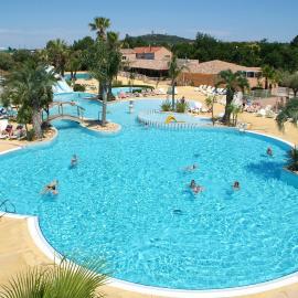 Camping Resort Les Champs Blancs, hotel u gradu 'Agde'
