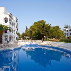 BJ Apartamentos Europa, Hotel in Sa Coma