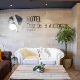 Hotel Cruz de la Victoria, מלון בBerrón
