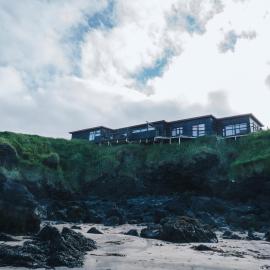 Brenna - Ocean View Apartment, hotel in Hellissandur