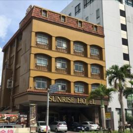 Sunrise Hotel Okinawa-どこか懐かしいレトロ宿軽朝食付, hotell i Okinawa stad