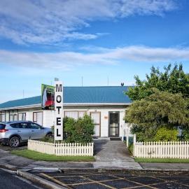 Owaka Lodge Motel: Owaka şehrinde bir otel