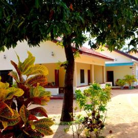 Yaswi Guest House: Pasikuda şehrinde bir otel